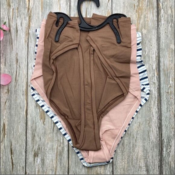 WOMEN'S INFINITE COMFORT Thong Underwear Panties 2, 3-Packs Size 3X - Picture 4 of 11